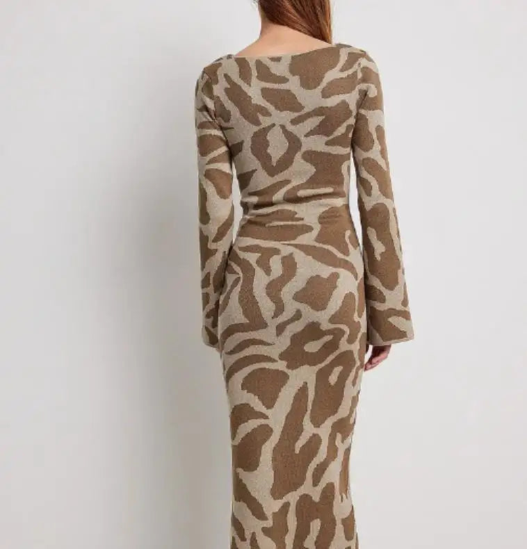 Long Floral Maxi Dress in a Lightweight Fluid Fabric