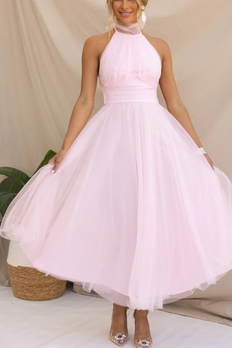 Off-Shoulder Formal Dress in Floor-Length Silhouette