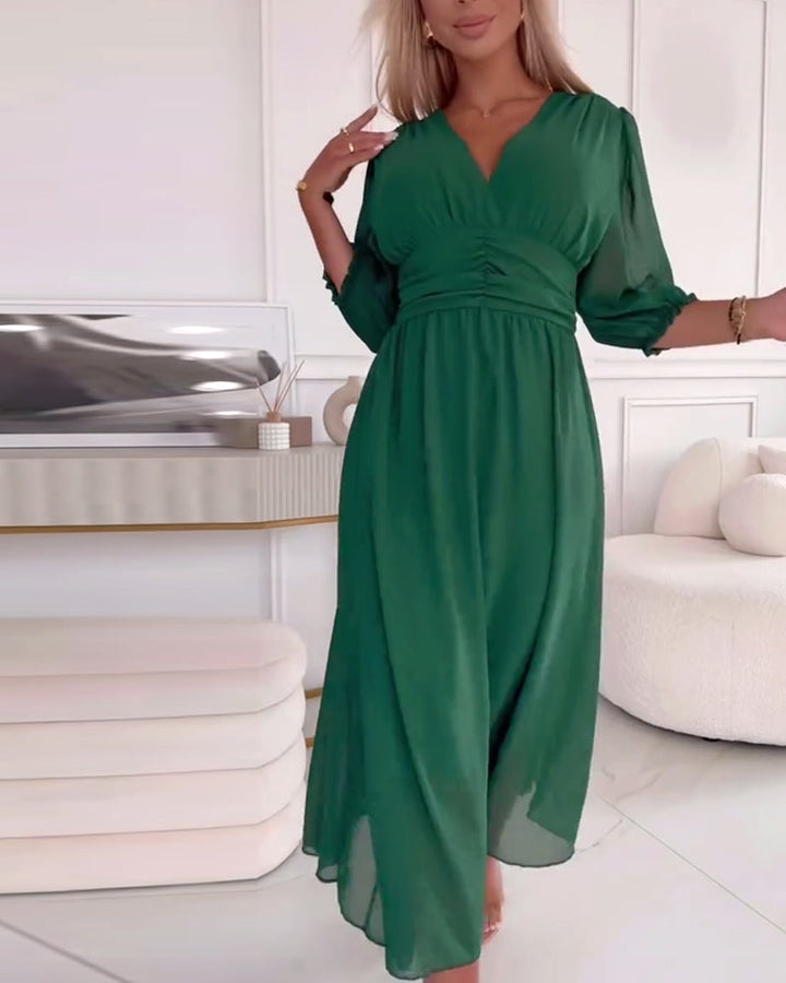 Solid Colour Midi Dress with Heart-Shaped Neckline