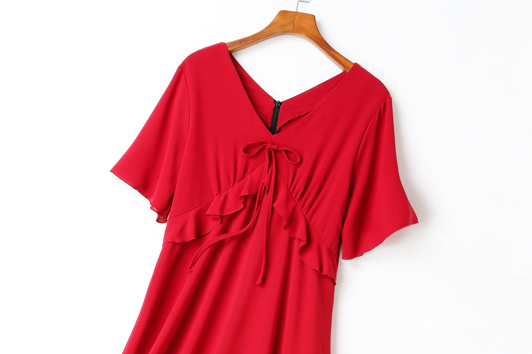 Cella Plus Size V Neck Ribbon Swing Short Sleeve Midi Dress — gallery