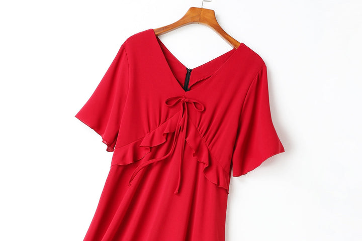 Cella Plus Size V Neck Ribbon Swing Short Sleeve Midi Dress — gallery