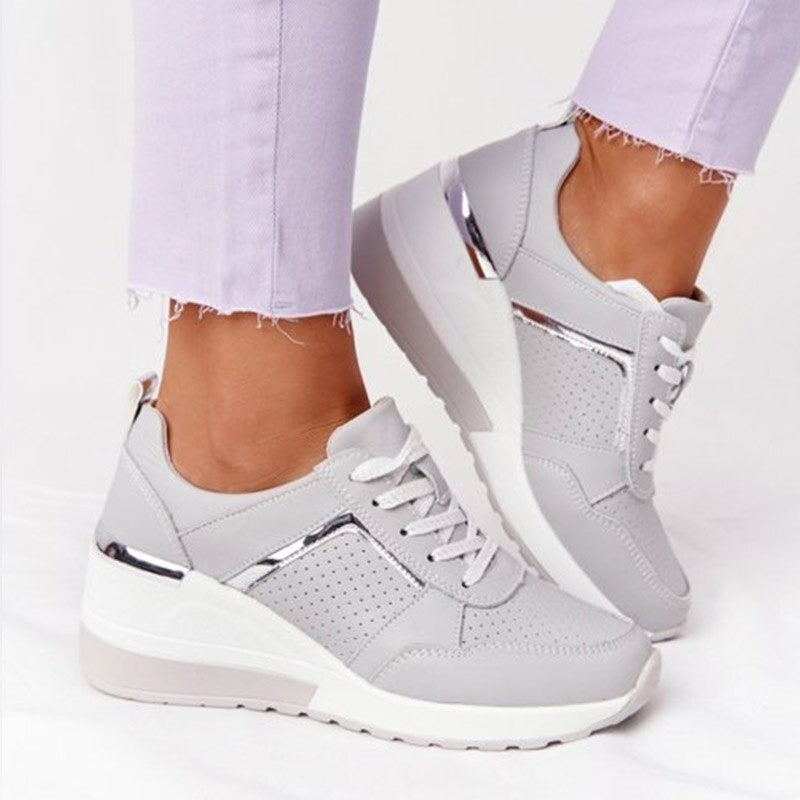 Low-Profile Women's Trainers with Cushioned Footbed