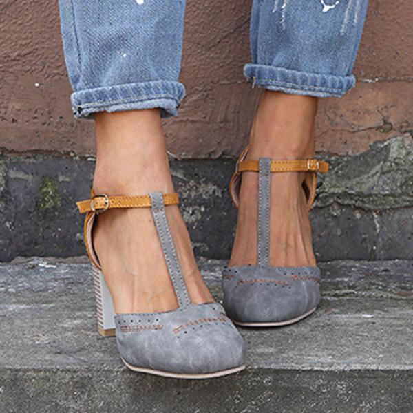 Vintage-Inspired Heels with a Pointed Toe - Women's