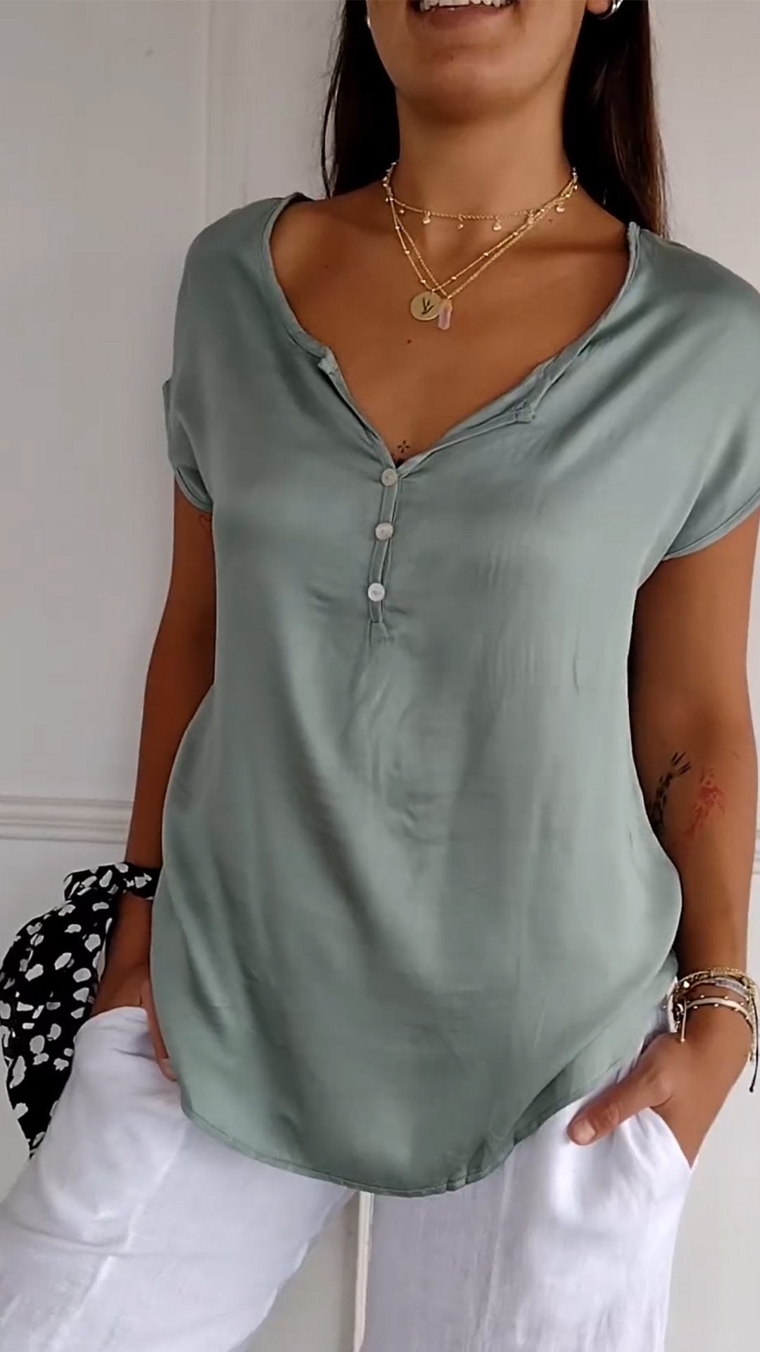 Loose-Fit V-Neck T-Shirt - Relaxed Everyday Style
