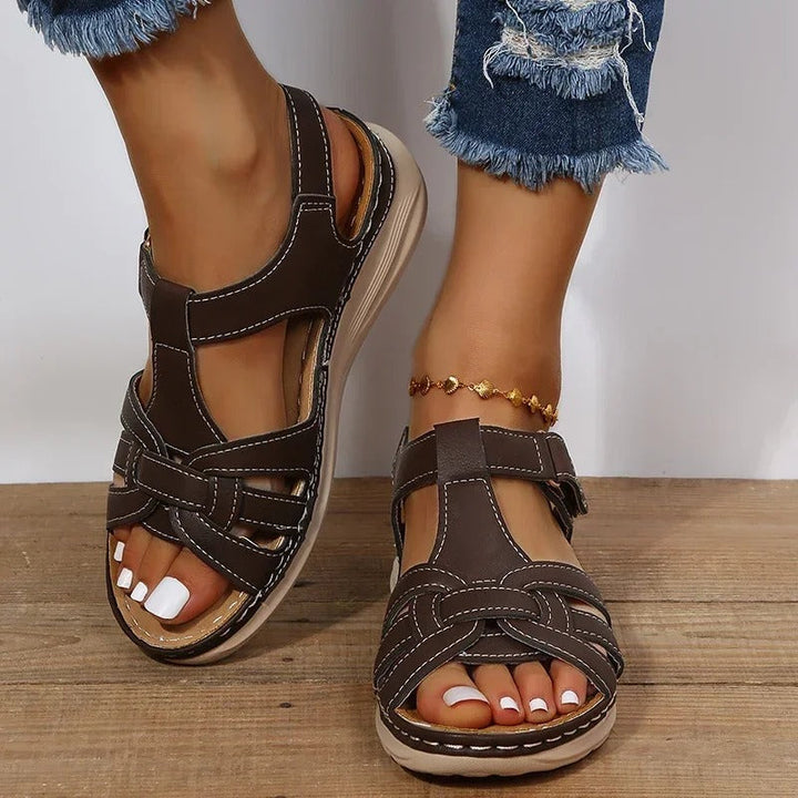 Cushioned Flat Sandals for Warm-Weather Days