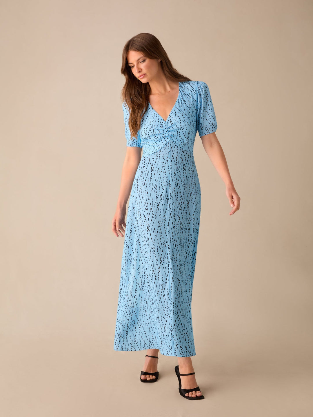 Petite Blue Dash Print Ruched Front Midi Dress — gallery
