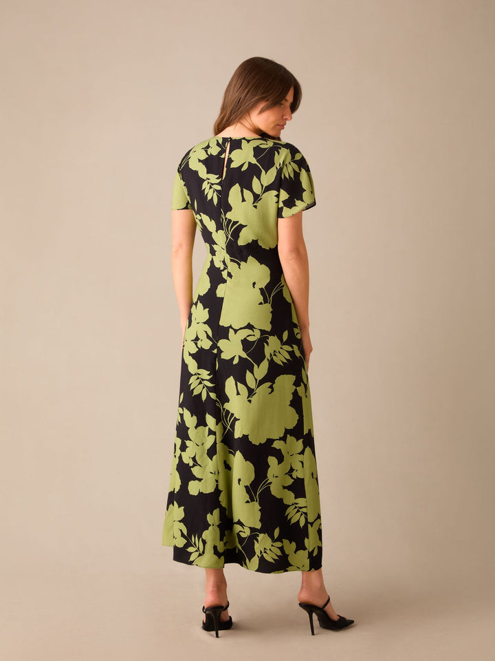 Petite Victoria Green Floral Print Flutter Sleeve Dress — gallery