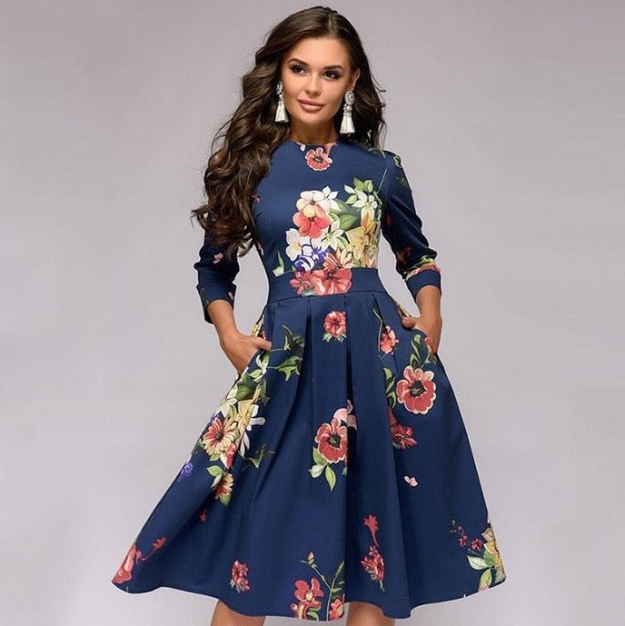 Scoop Neck Midi Dress with a Defined Waist and A-Line Skirt