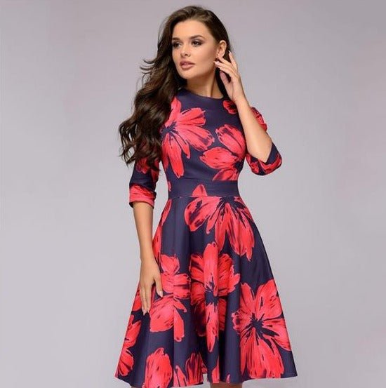 Scoop Neck Midi Dress with a Defined Waist and A-Line Skirt