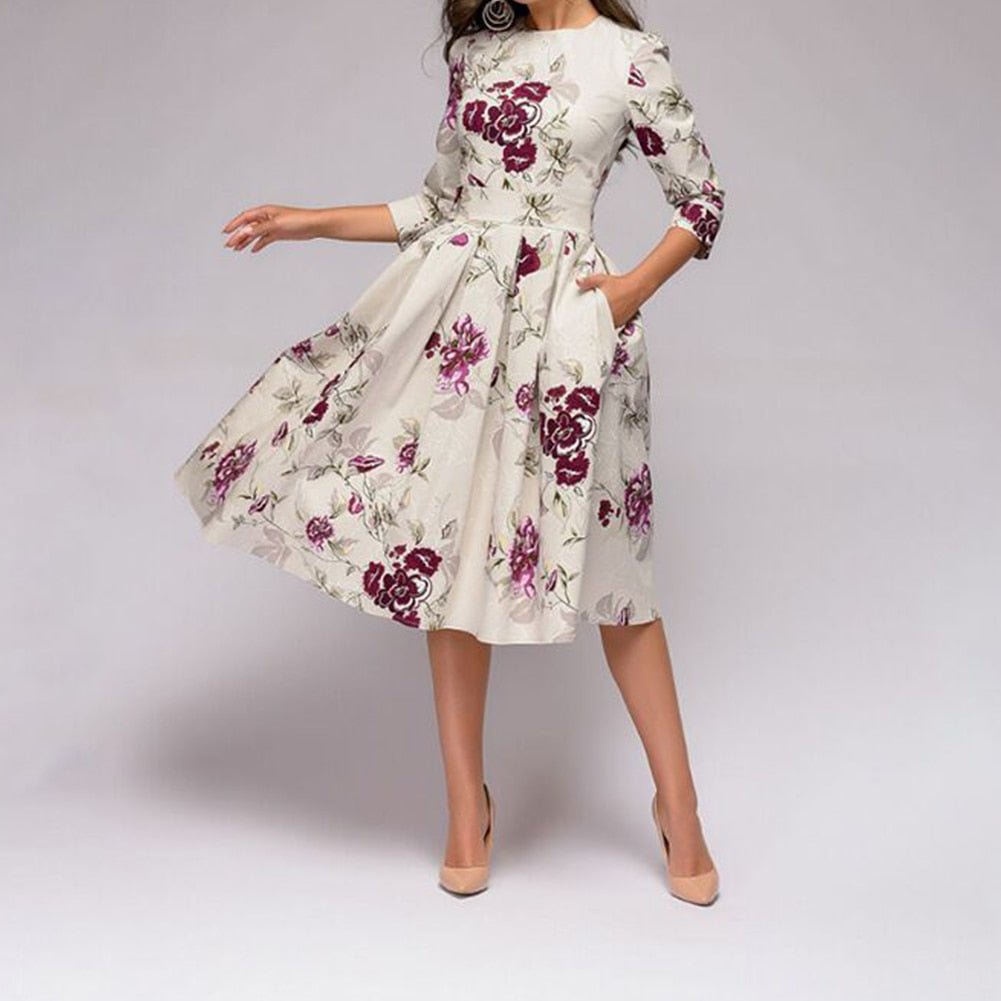 Scoop Neck Midi Dress with a Defined Waist and A-Line Skirt