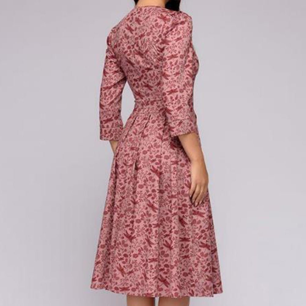 Scoop Neck Midi Dress with a Defined Waist and A-Line Skirt