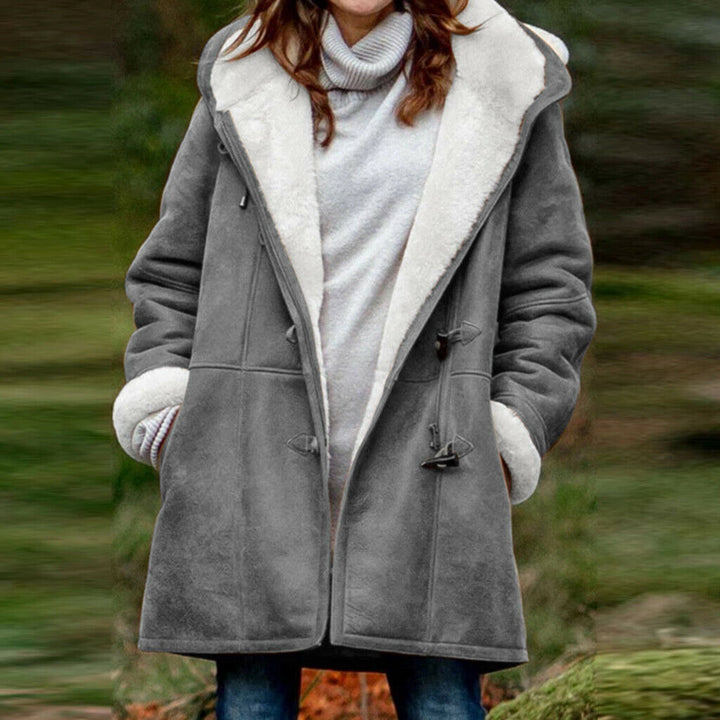 Structured Relaxed-Fit Jacket with a Clean Silhouette