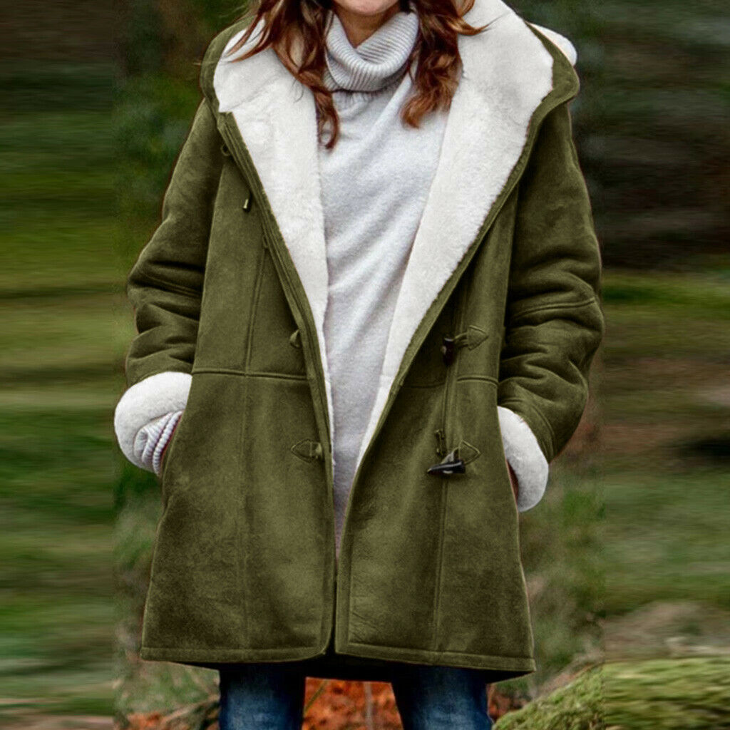 Structured Relaxed-Fit Jacket with a Clean Silhouette