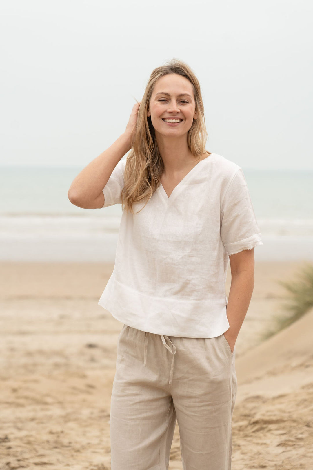 Sallie Linen Top | V-Neck Top — gallery
