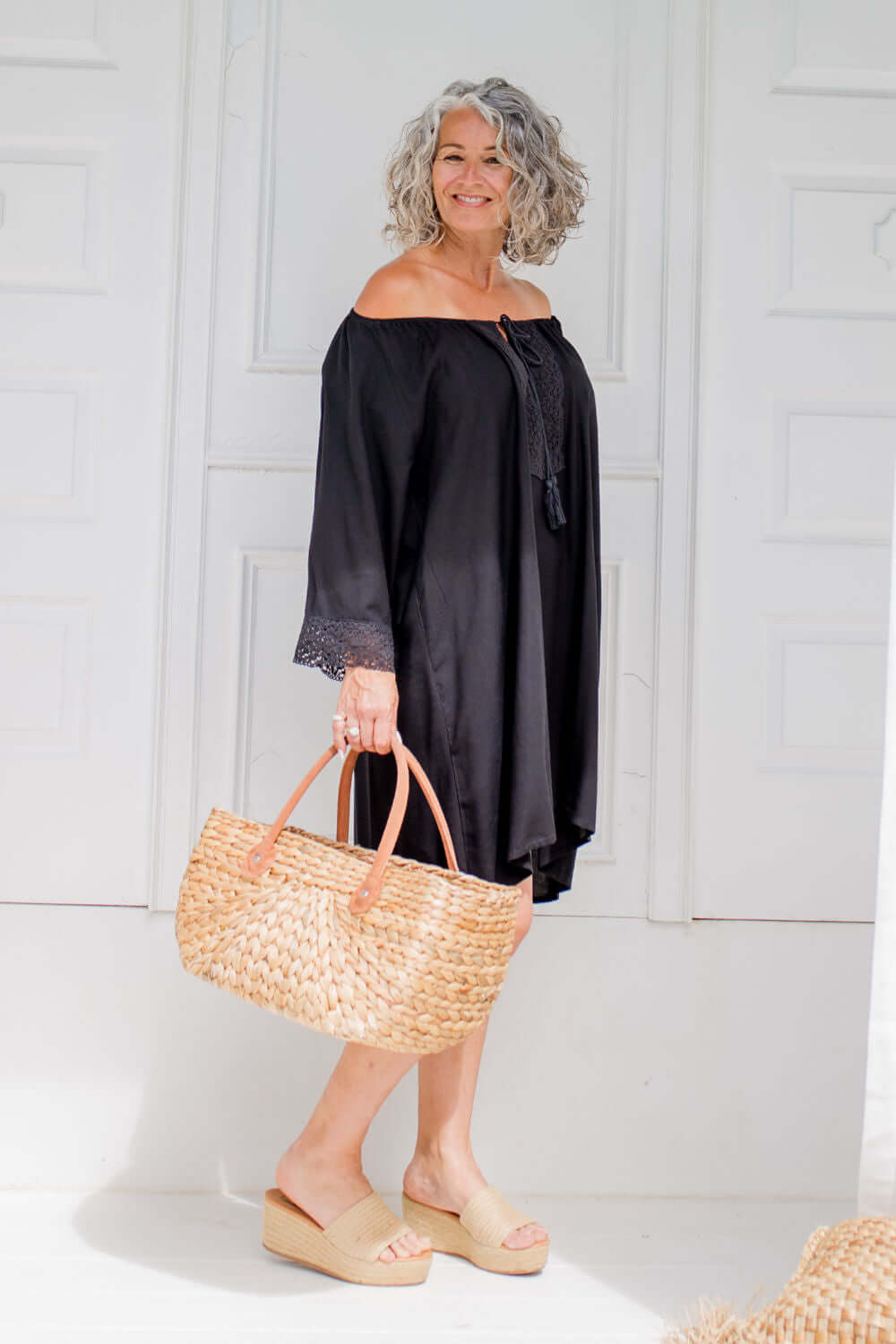 Short Kaftan Dress - Black Lace Trim — gallery