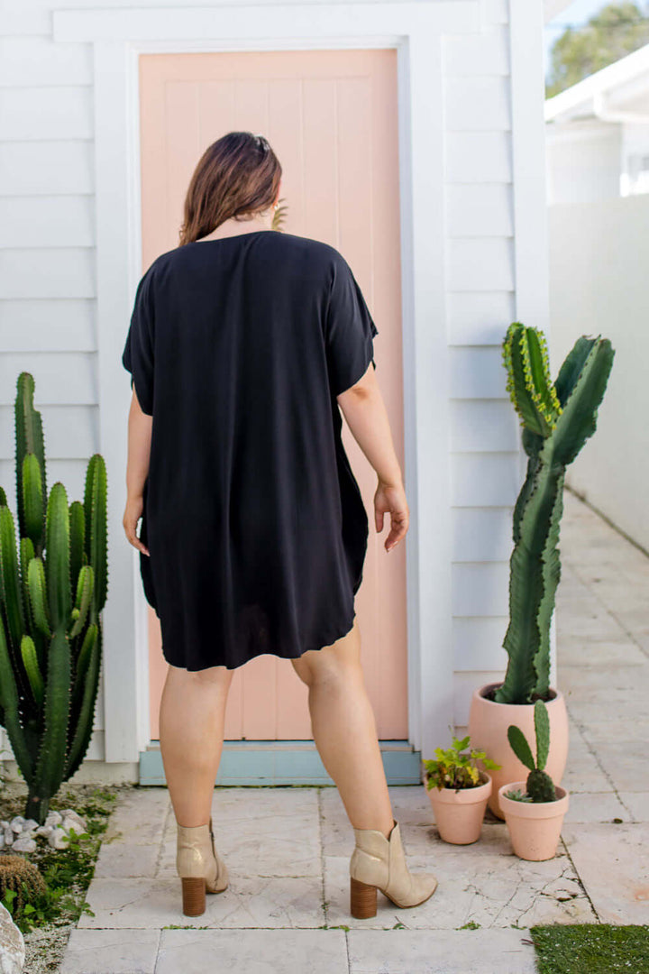 Short Kaftan Dress - Black — gallery