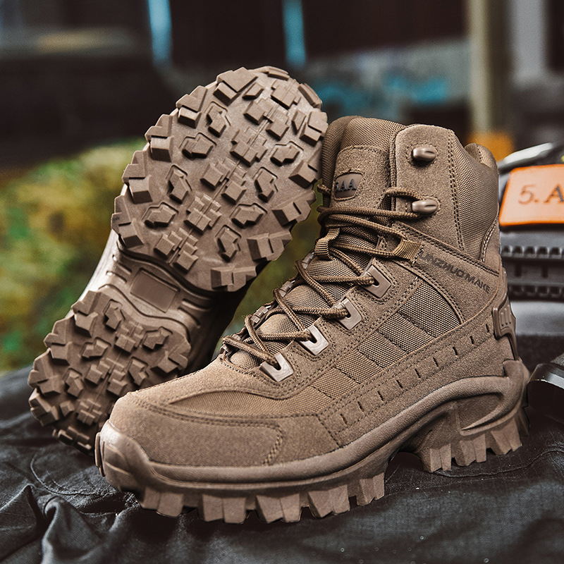 Military-Style Winter Boots with Plush Lining