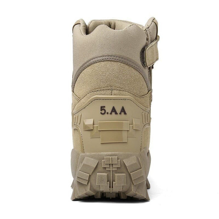 Military-Style Winter Boots with Plush Lining