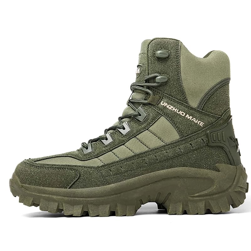 Military-Style Winter Boots with Plush Lining
