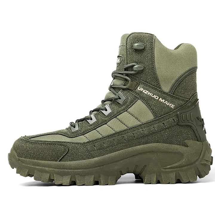 Military-Style Winter Boots with Plush Lining