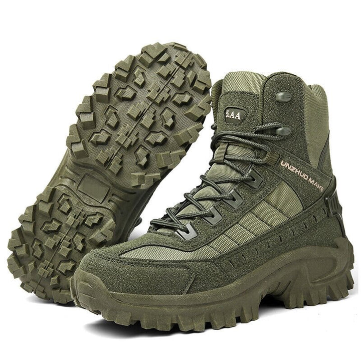 Military-Style Winter Boots with Plush Lining