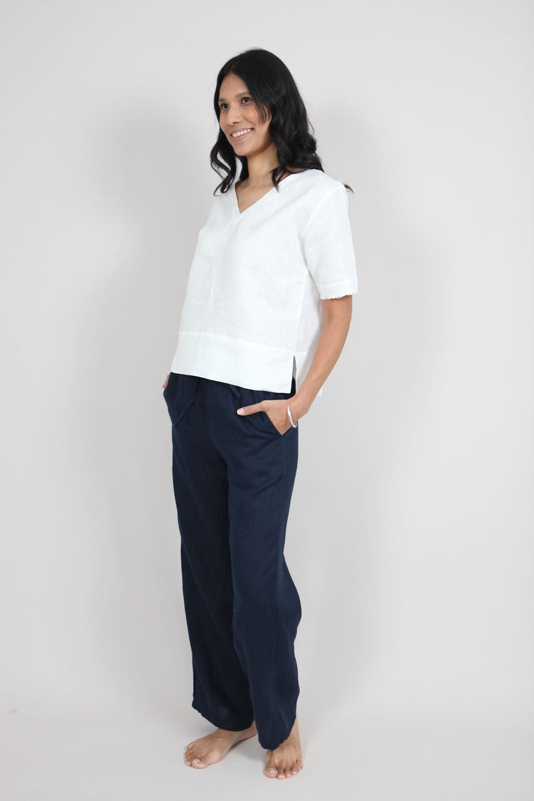 Sallie Linen Top | V-Neck Top — gallery